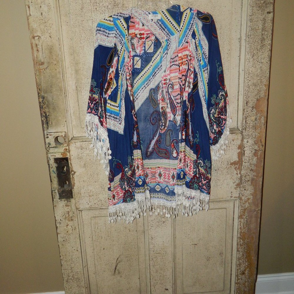 Umgee Open Front Kimono Lace Accent Size Small (FF-3)